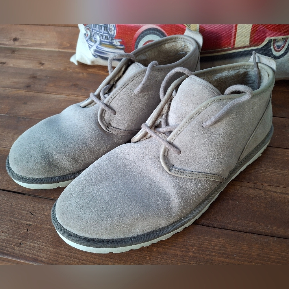 UGG Maksim Suede Chukka Boots Size 11